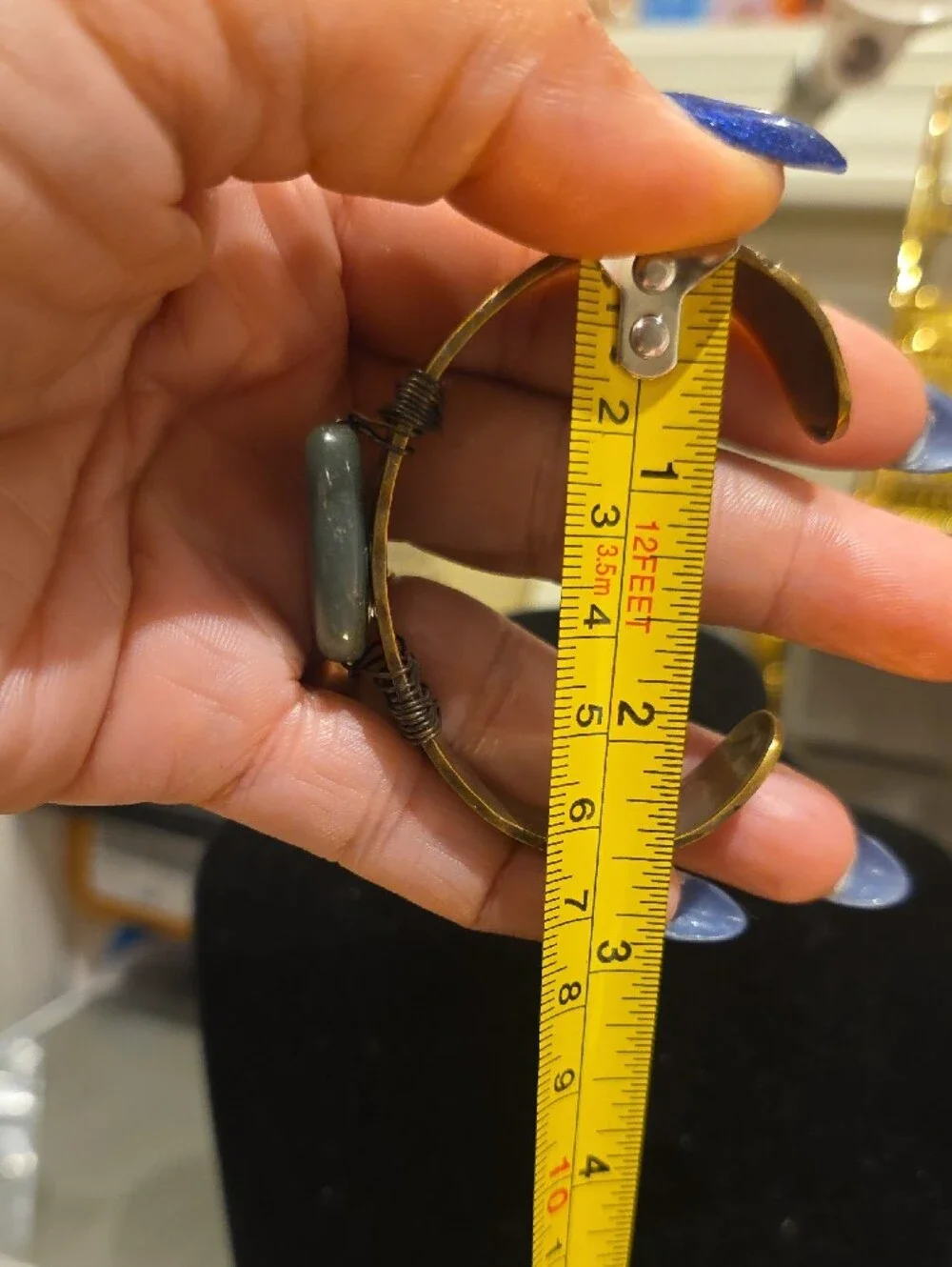 Vintage Green Stone Wire-Wrapped Ring with Gold Band